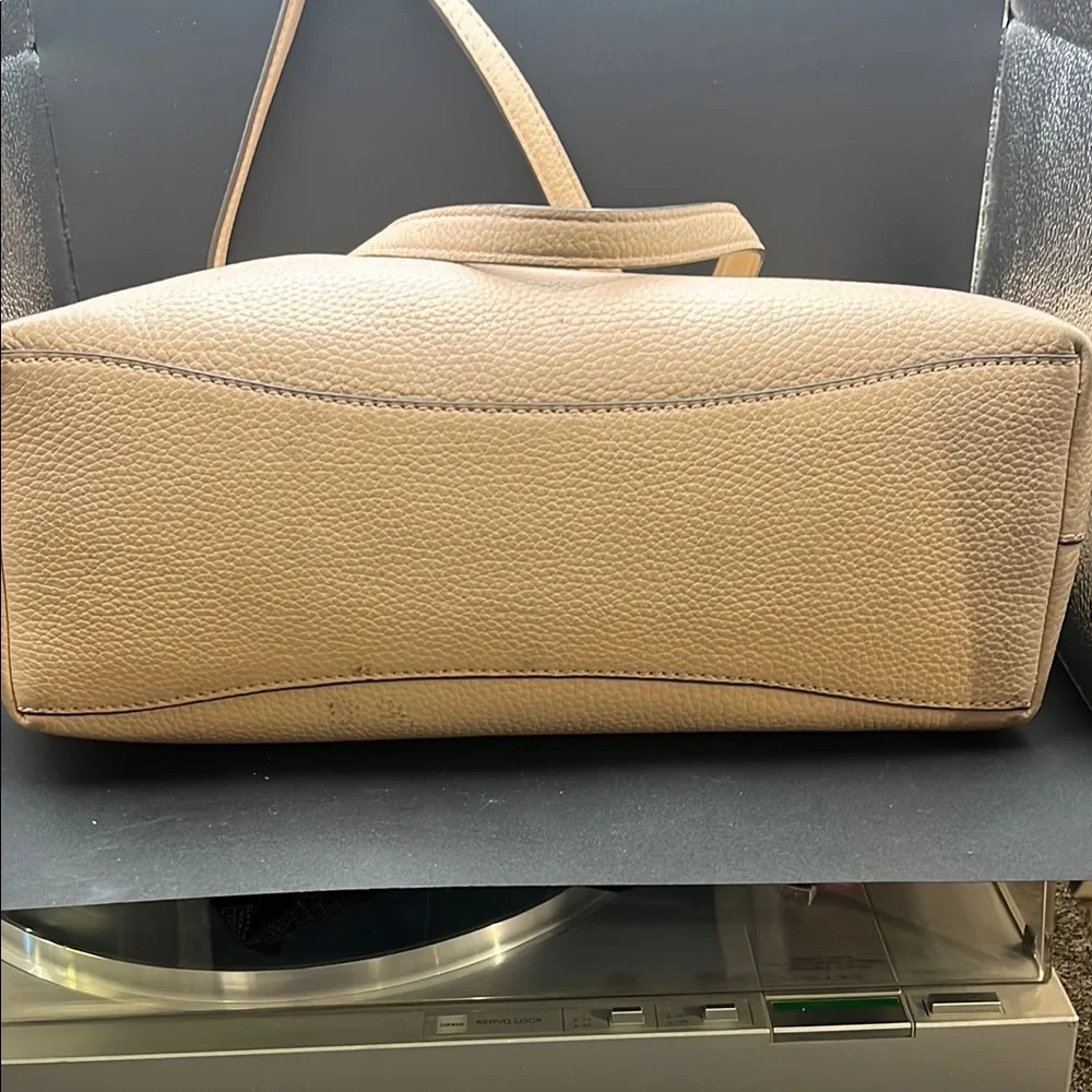 Tory Burch Beige Pebbled Leather Tote - Picture 3 of 8